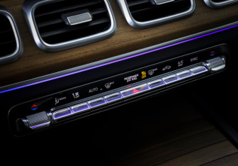 Подержанный автомобиль Mercedes-Benz GLE 2019 года (18 фото)