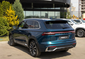 Подержанный автомобиль Geely Monjaro 2023 года (5 фото)