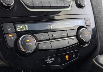 Подержанный автомобиль Nissan Qashqai 2014 года (14 фото)