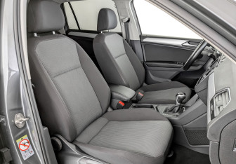 Подержанный автомобиль Volkswagen Tiguan 2021 года (23 фото)