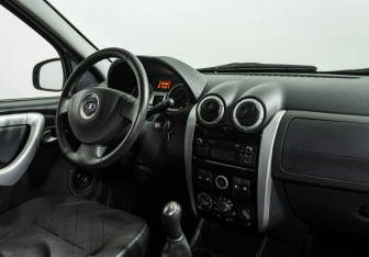 Подержанный автомобиль LADA (ВАЗ) Largus Wagon 2019 года (9 фото)