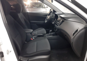 Подержанный автомобиль Hyundai Creta 2020 года (10 фото)