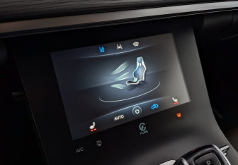 Подержанный автомобиль Chery Tiggo 8 Pro 2022 года (21 фото)