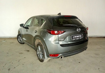Подержанный автомобиль Mazda CX-5 2019 года (6 фото)