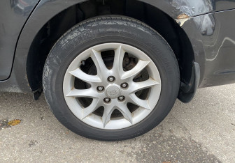 Подержанный автомобиль Kia Ceed Wagon 2009 года (12 фото)