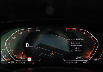 Подержанный автомобиль BMW X5 2019 года (14 фото)