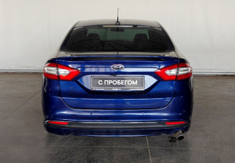 Подержанный автомобиль Ford Fusion (North America) 2015 года (5 фото)