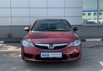 Подержанный автомобиль Honda Civic Sedan 2009 года (2 фото)