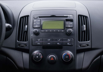 Подержанный автомобиль Hyundai i30 Hatchback 2010 года (14 фото)