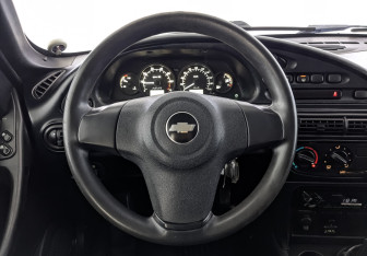 Подержанный автомобиль Chevrolet Niva 2017 года (22 фото)