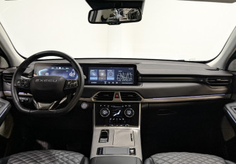 Подержанный автомобиль Exeed TXL 2023 года (14 фото)
