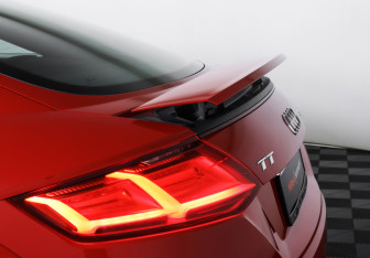 Подержанный автомобиль Audi TT Coupe 2015 года (25 фото)