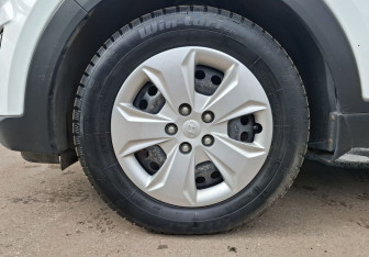 Подержанный автомобиль Hyundai Creta 2019 года (9 фото)