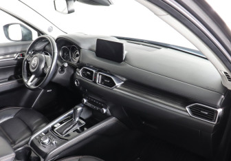 Подержанный автомобиль Mazda CX-5 2021 года (10 фото)