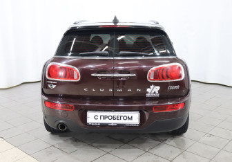 Подержанный автомобиль MINI Clubman Wagon 2016 года (5 фото)