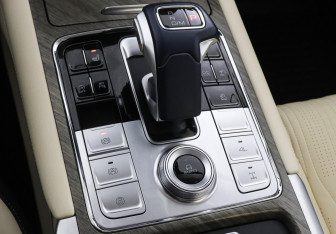 Подержанный автомобиль Tank 500 2023 года (17 фото)