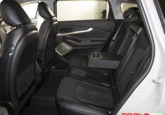 Подержанный автомобиль Exeed TXL 2023 года (10 фото)