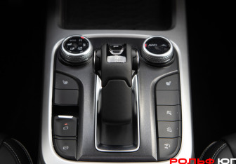 Подержанный автомобиль Tank 300 2023 года (18 фото)