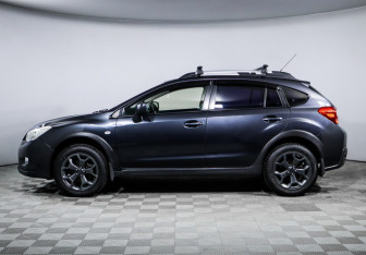 Подержанный автомобиль Subaru XV 2014 года (8 фото)