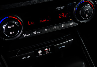 Подержанный автомобиль Kia Cerato Sedan 2018 года (17 фото)