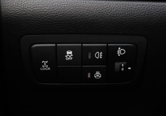 Подержанный автомобиль SsangYong Actyon 2013 года (13 фото)