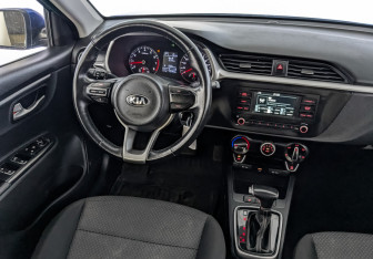 Подержанный автомобиль Kia Rio Hatchback 2021 года (25 фото)