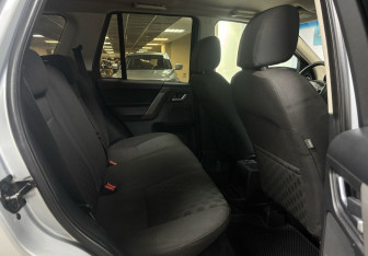 Подержанный автомобиль Land Rover Freelander 2008 года (11 фото)