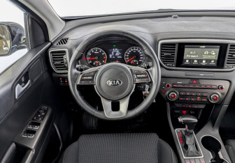 Подержанный автомобиль Kia Sportage 2019 года (21 фото)