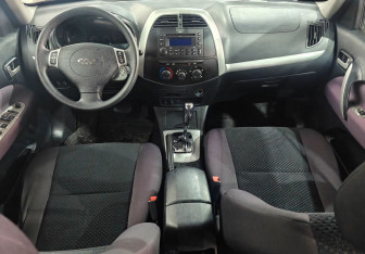 Подержанный автомобиль Vortex Tingo 2012 года (9 фото)