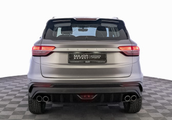 Подержанный автомобиль Geely Coolray 2022 года (6 фото)