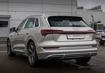 Новый Audi e-tron 2023 (9 фото)