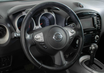 Подержанный автомобиль Nissan Juke 2013 года (14 фото)