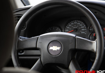 Подержанный автомобиль Chevrolet TrailBlazer 2007 года (12 фото)