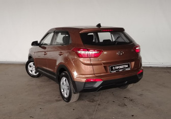 Подержанный автомобиль Hyundai Creta 2018 года (4 фото)