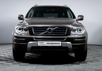 Подержанный автомобиль Volvo XC90 2012 года (2 фото)