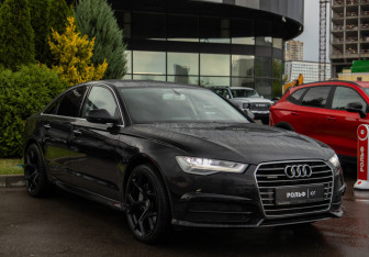 Подержанный автомобиль Audi A6 Sedan 2017 года (2 фото)