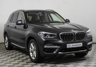 Подержанный автомобиль BMW X3 2020 года (3 фото)