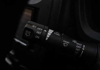 Подержанный автомобиль Nissan Note 2017 года (21 фото)