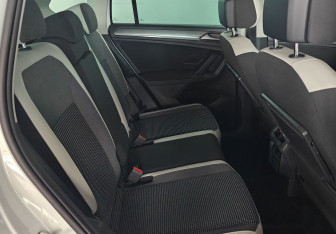 Подержанный автомобиль Volkswagen Tiguan 2020 года (10 фото)