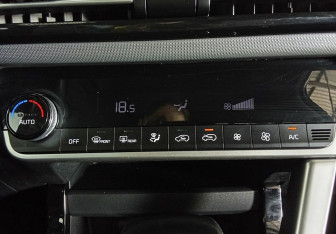 Подержанный автомобиль Kia Seltos 2021 года (15 фото)