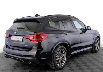 Подержанный автомобиль BMW X3 2021 года (5 фото)