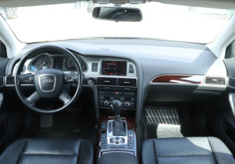 Подержанный автомобиль Audi A6 Sedan 2007 года (12 фото)