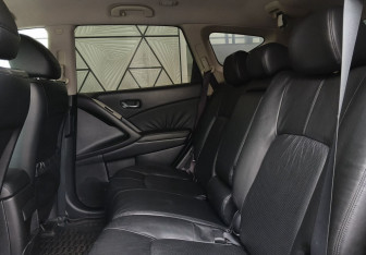 Подержанный автомобиль Nissan Murano Suv 2010 года (26 фото)
