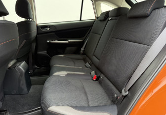 Подержанный автомобиль Subaru Impreza Hatchback 2016 года (11 фото)