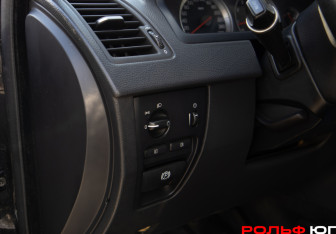 Подержанный автомобиль Volvo XC90 2009 года (13 фото)
