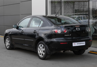 Подержанный автомобиль Mazda 3 Sedan 2008 года (5 фото)