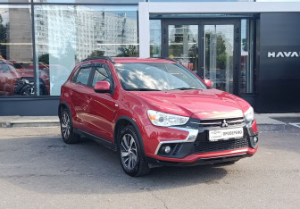 Подержанный автомобиль Mitsubishi ASX 2018 года (3 фото)