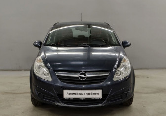 Подержанный автомобиль Opel Corsa 2007 года (2 фото)