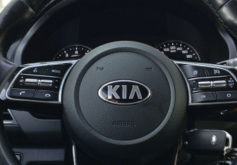 Подержанный автомобиль Kia Seltos 2020 года (15 фото)