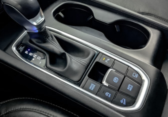 Подержанный автомобиль Hyundai Santa Fe 2019 года (28 фото)